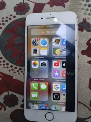 Apple iPhone 6S . (Used)