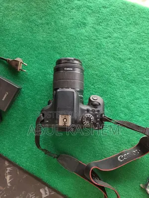Canon 750D Rebel T6i