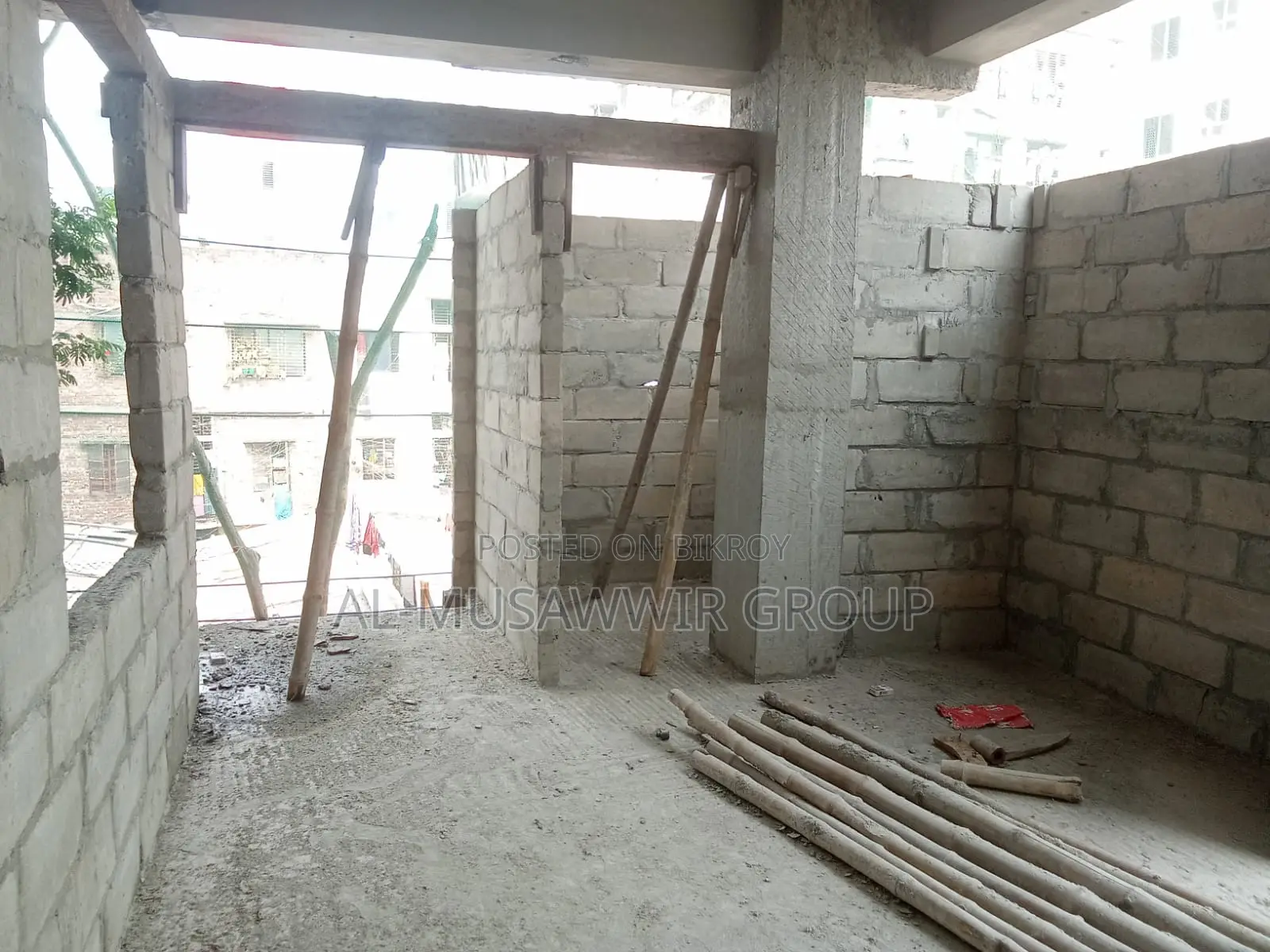 মান ও আস্থার প্রতীক, আবাসিক প্রকল্প পানি বিদ্যুৎ সুবিধাসহ ফ্ল্যাট