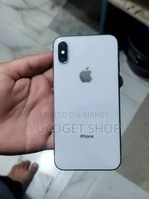 Apple iPhone X (Used)