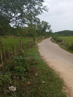 বাড়ি করার জন্য উপযুক্ত ৭২ শতক জায়গা বিক্রয় হবে।