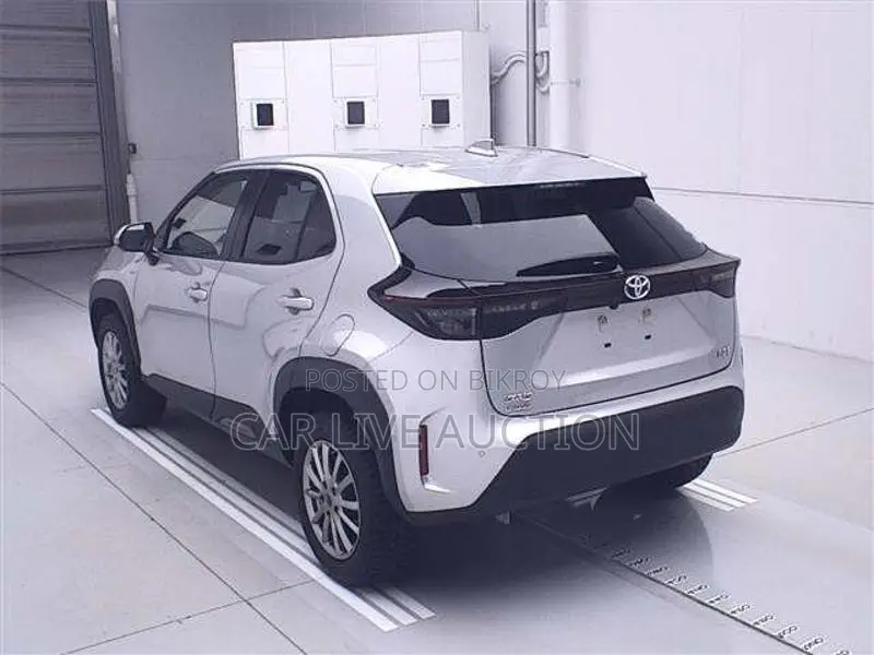 Toyota Yaris Cross HYBRID x 2021