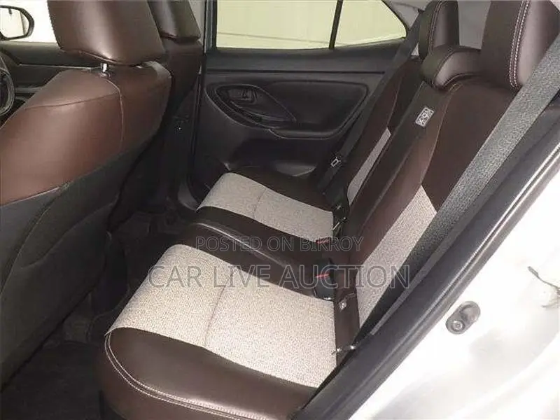Toyota Yaris Cross HYBRID x 2021