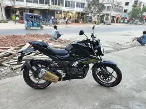 Suzuki Gixxer Naked 2024