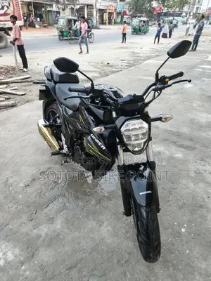 Suzuki Gixxer Naked 2024