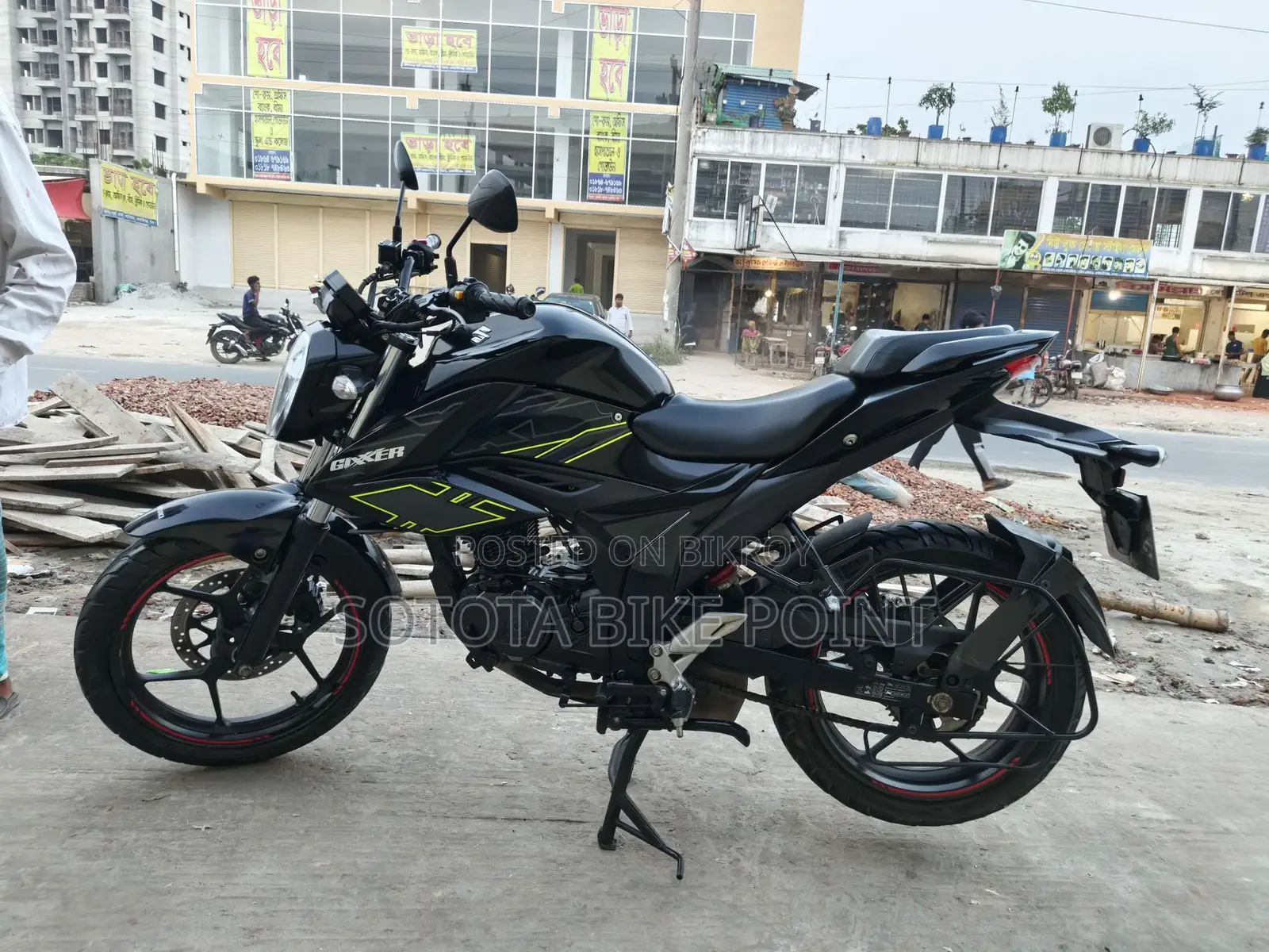 Suzuki Gixxer Naked 2024