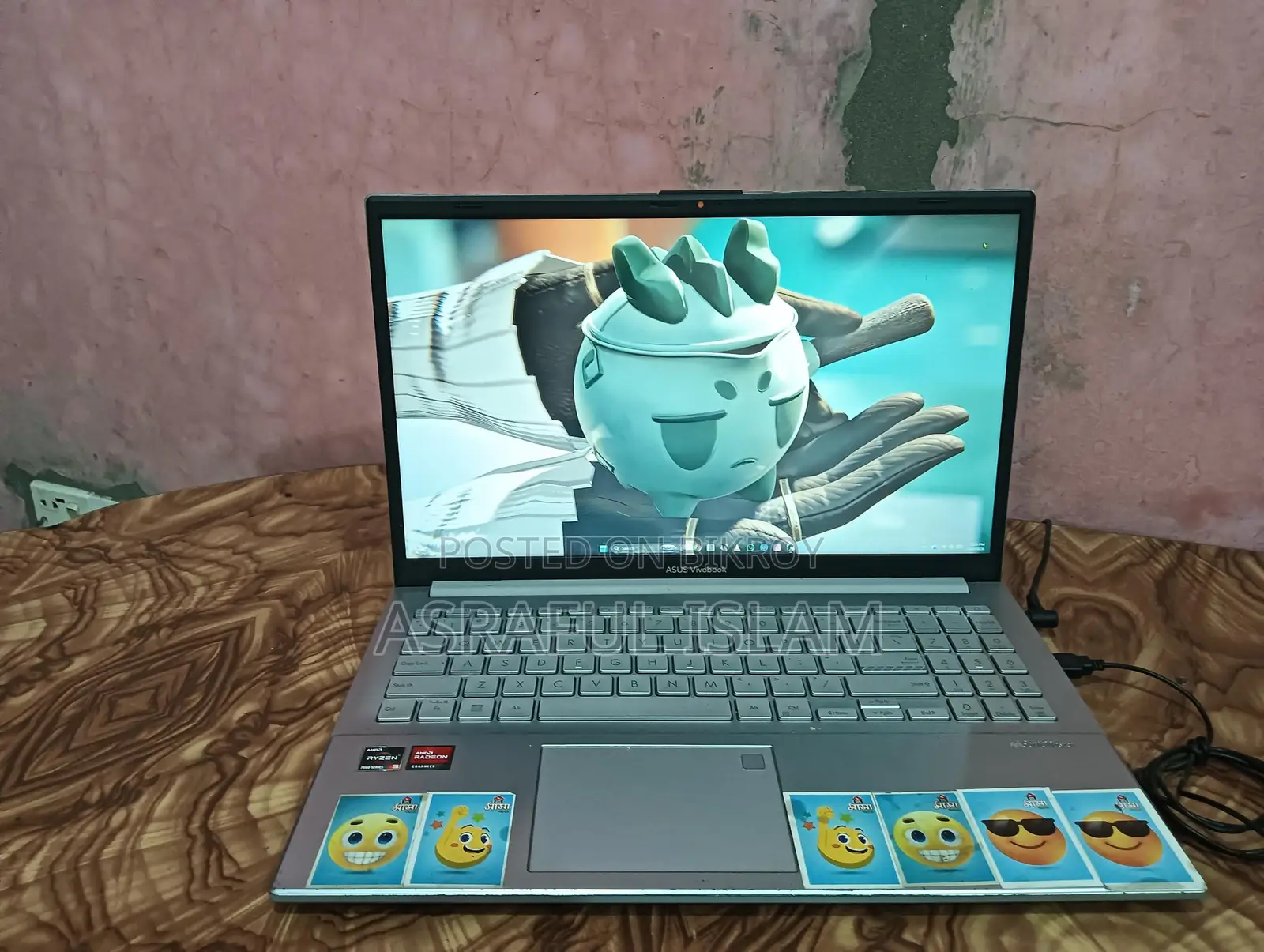 Asus VivoBook Go 15 E1504FA Ryzen 5 7520U 15.6" FHD Laptop