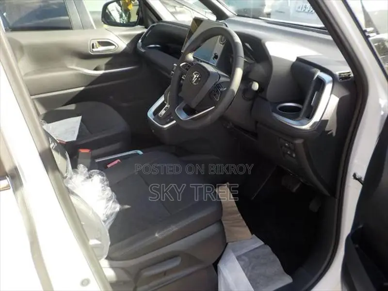 Toyota Voxy Sz Package 2022