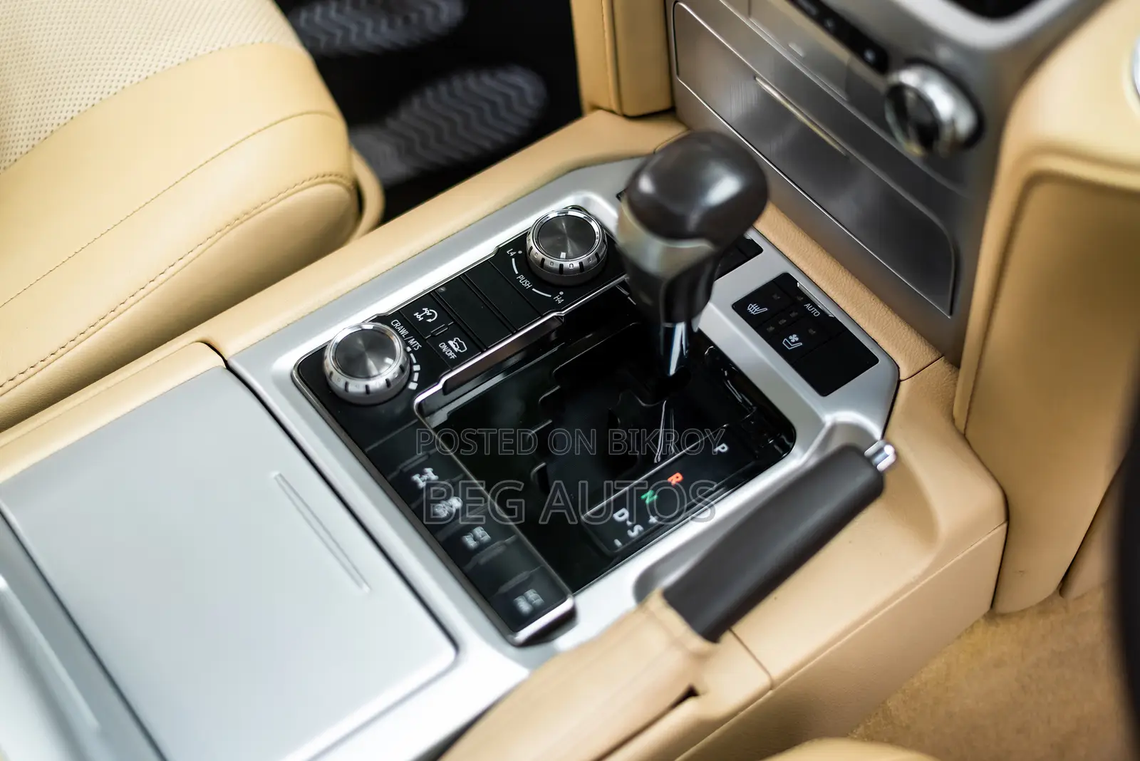Toyota Land Cruiser Vx-V8 2016