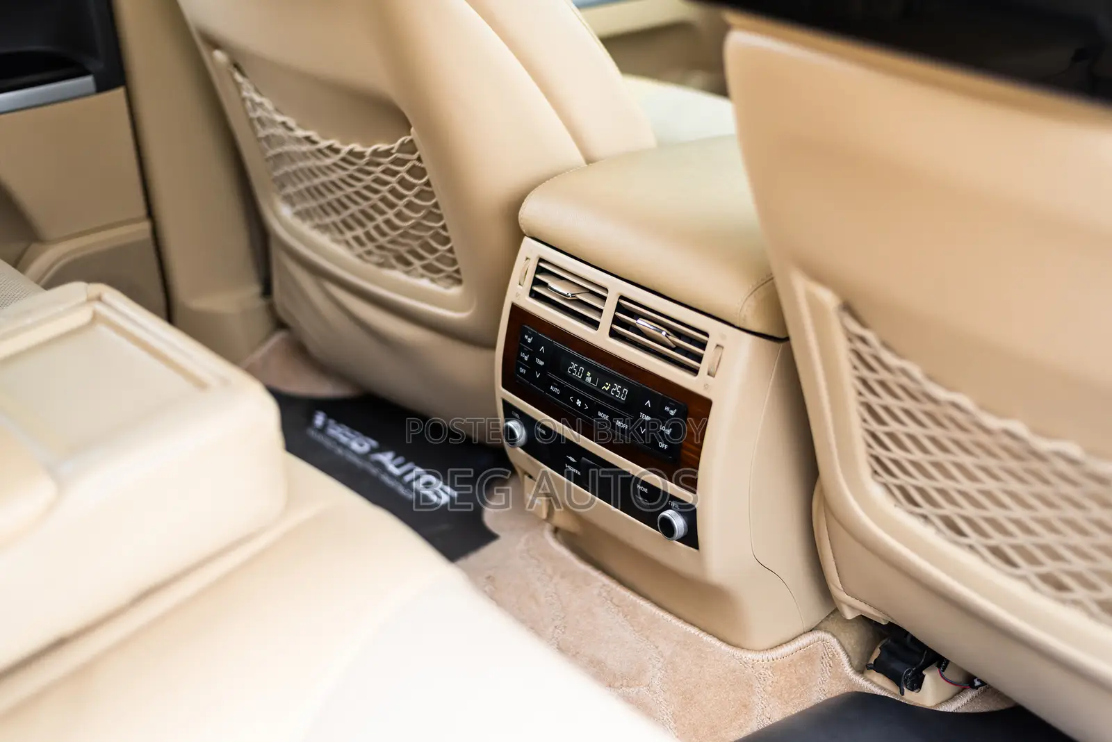 Toyota Land Cruiser Vx-V8 2016