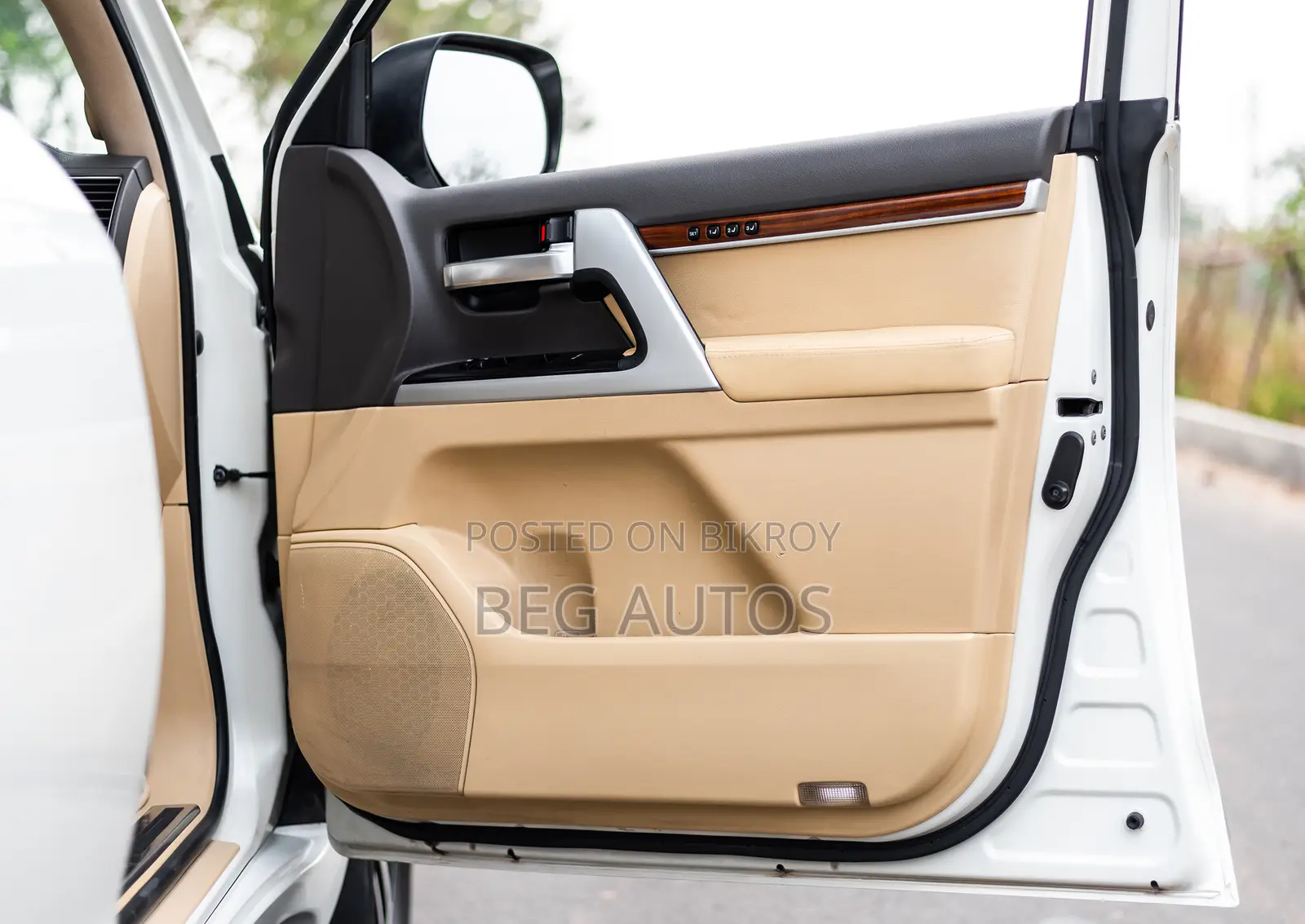 Toyota Land Cruiser Vx-V8 2016