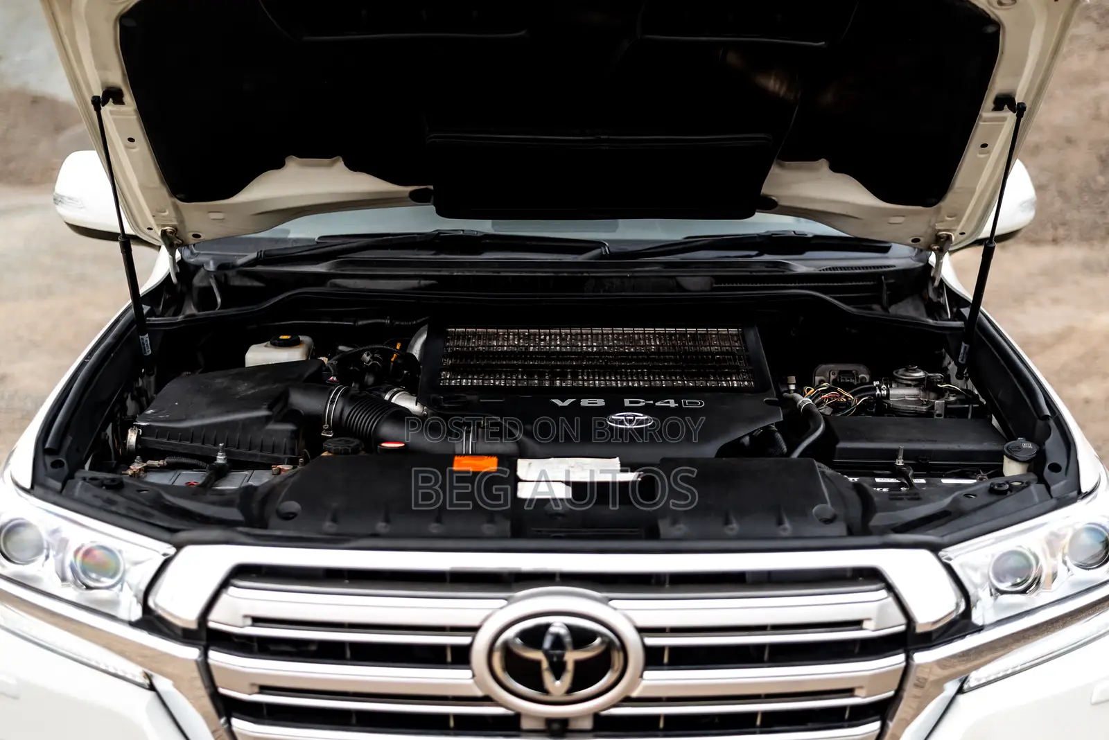 Toyota Land Cruiser Vx-V8 2016