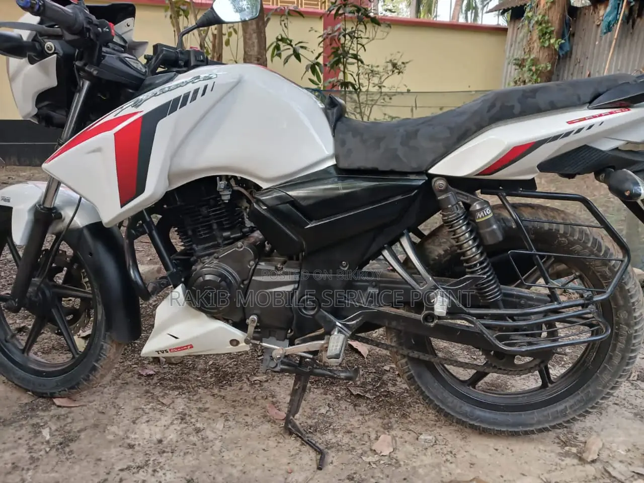 TVS Apache RTR Like New 2015