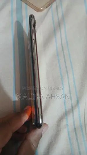 Apple iPhone XS ,. (Used)
