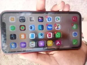 Apple iPhone 11 64 (Used)