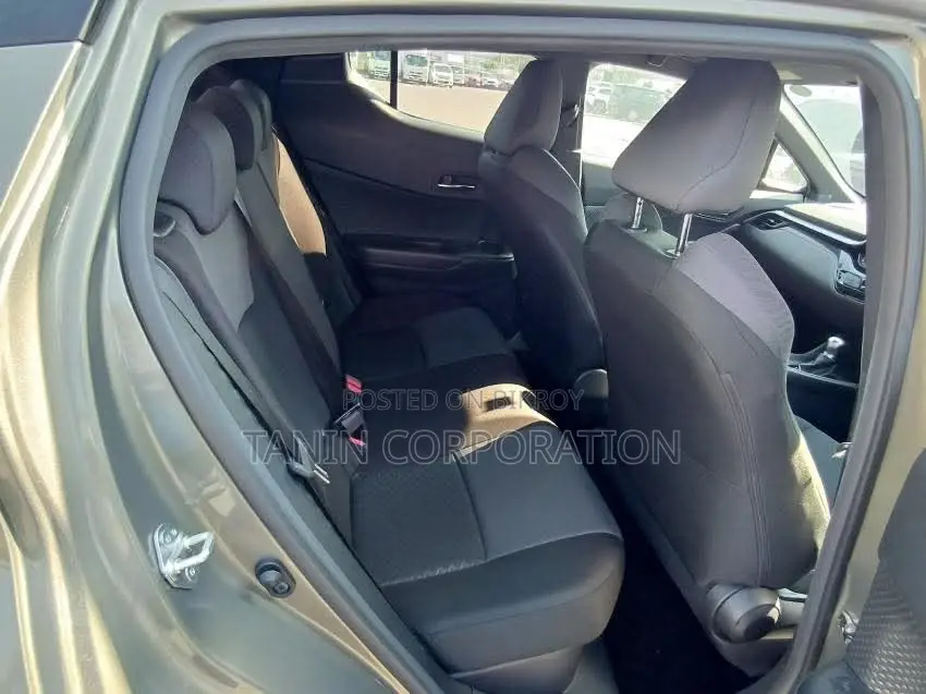 Toyota C-HR Hybrid-S-360 Cam-4.5 2020