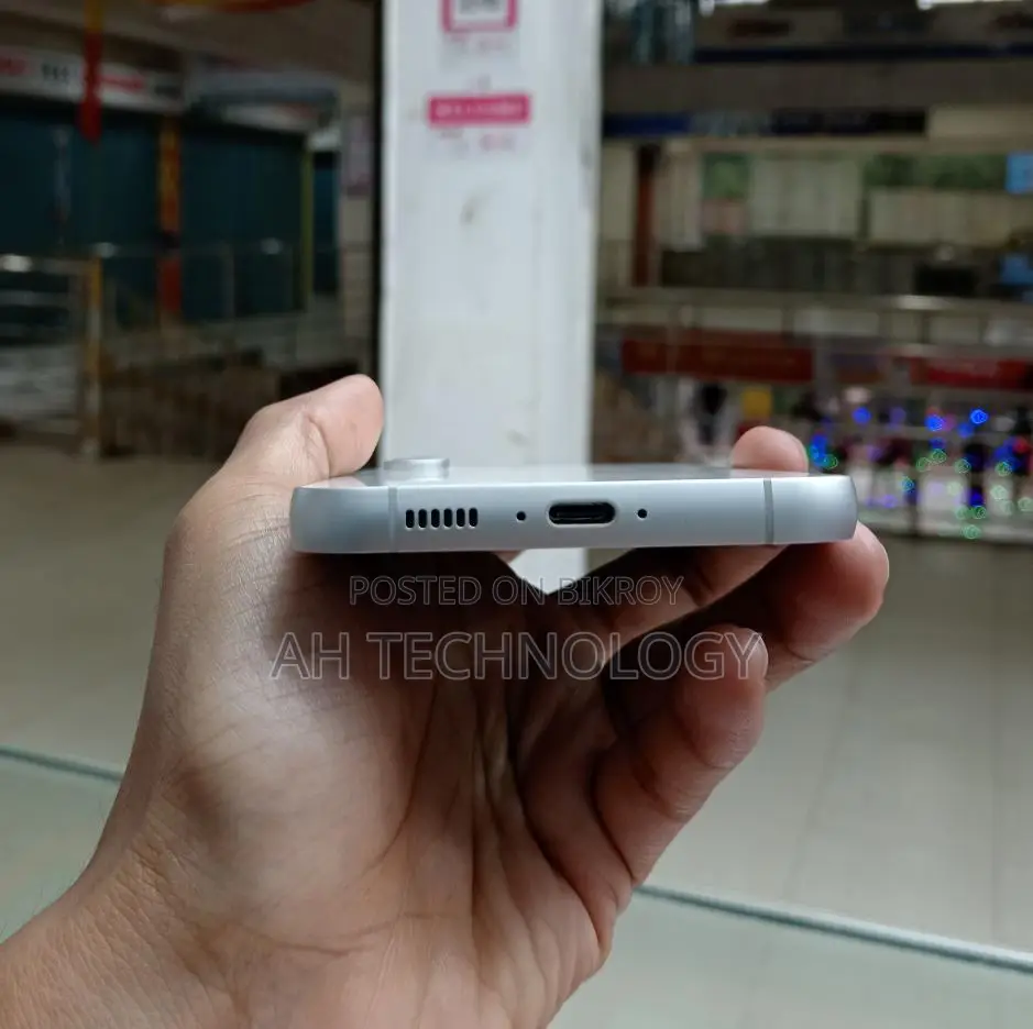Samsung Galaxy S23 FE (256 GB variant) (Used)