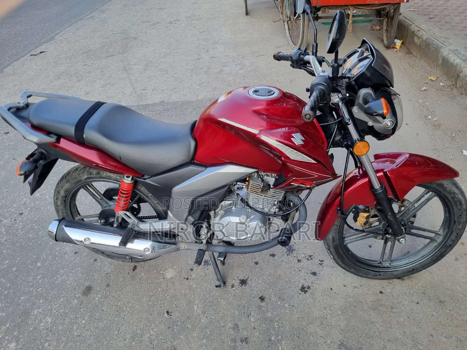 Suzuki GSX 125 2022 Red