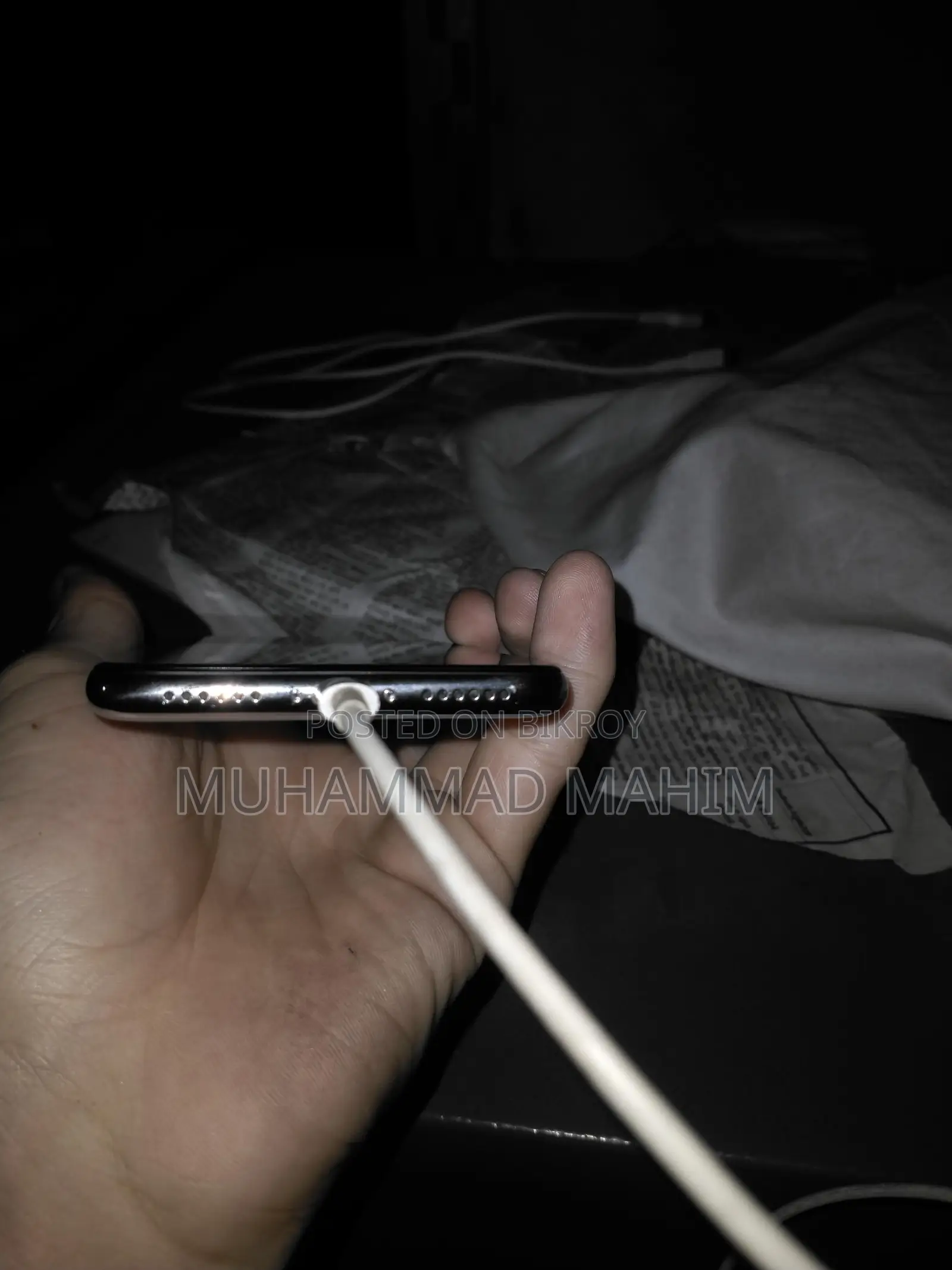 Apple iPhone X (Used)