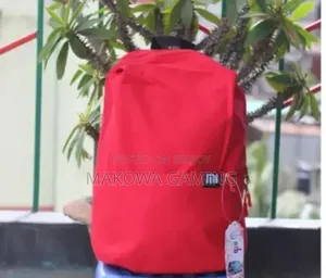 4 Pc Material: Polyester Style: Casual, Fashion Waterproof Capacity: