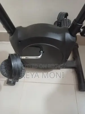 Selling this exercise machine.