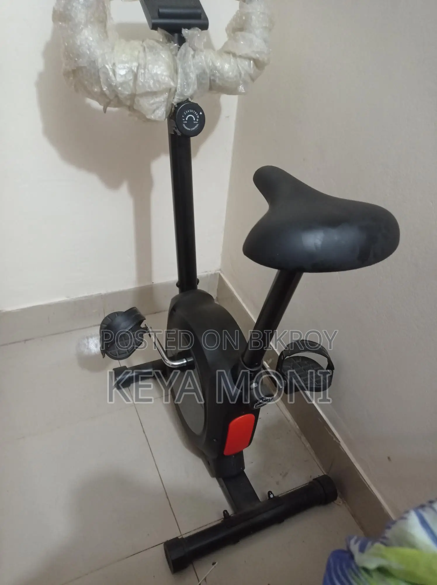 Selling this exercise machine.