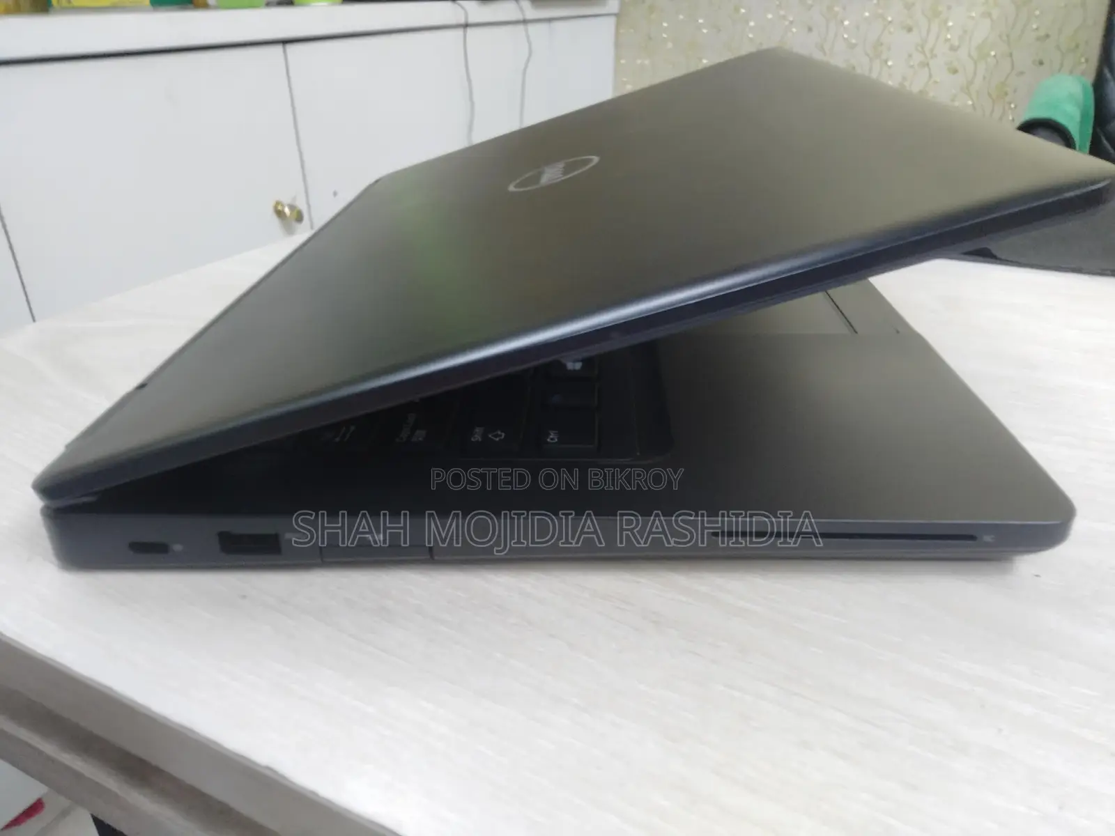 Dell latitude Core i5 8th generation 6hours+++ battery backup