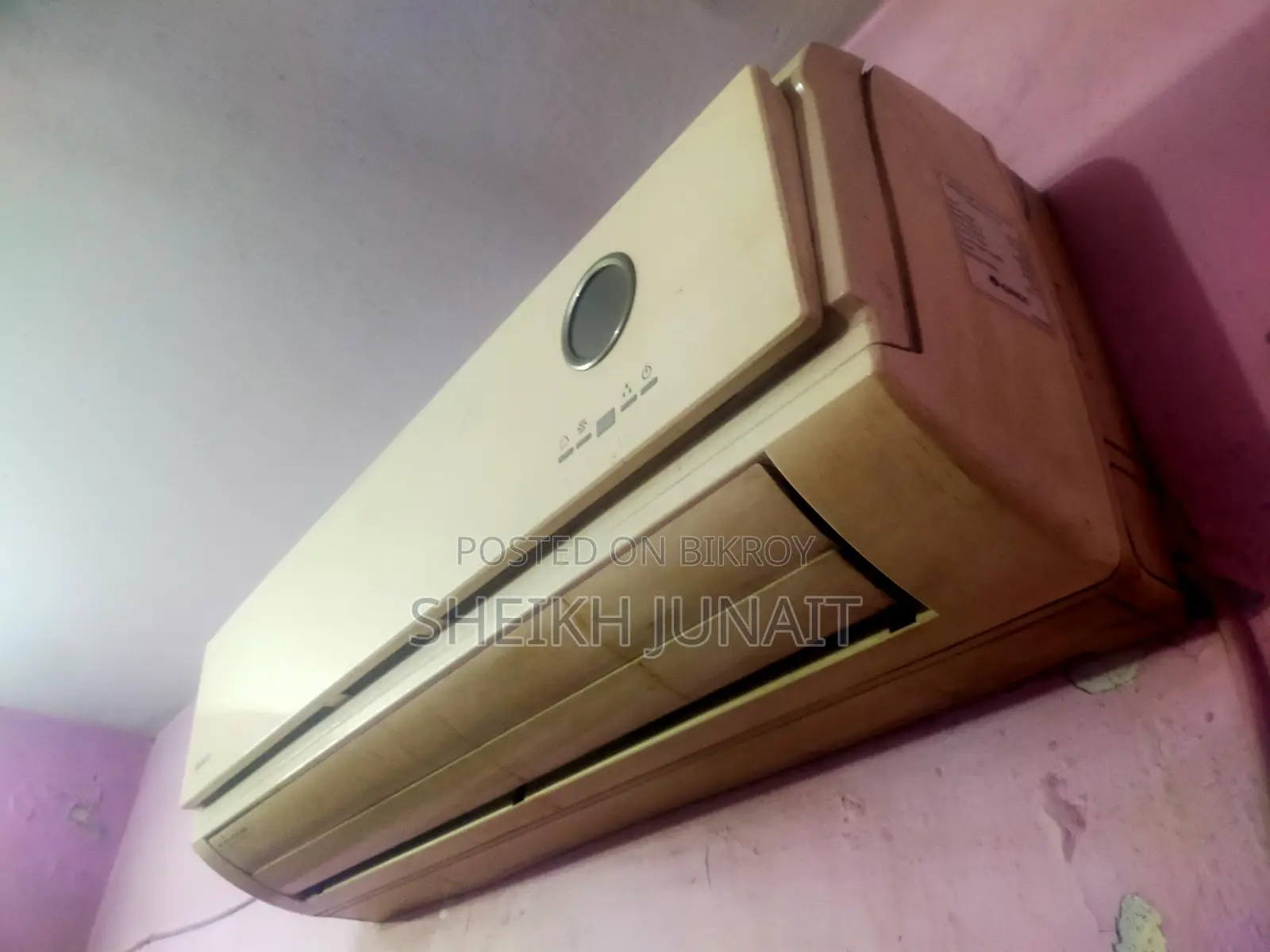 ১ টন গ্রি এসি ফ্রেশ কন্ডিশন