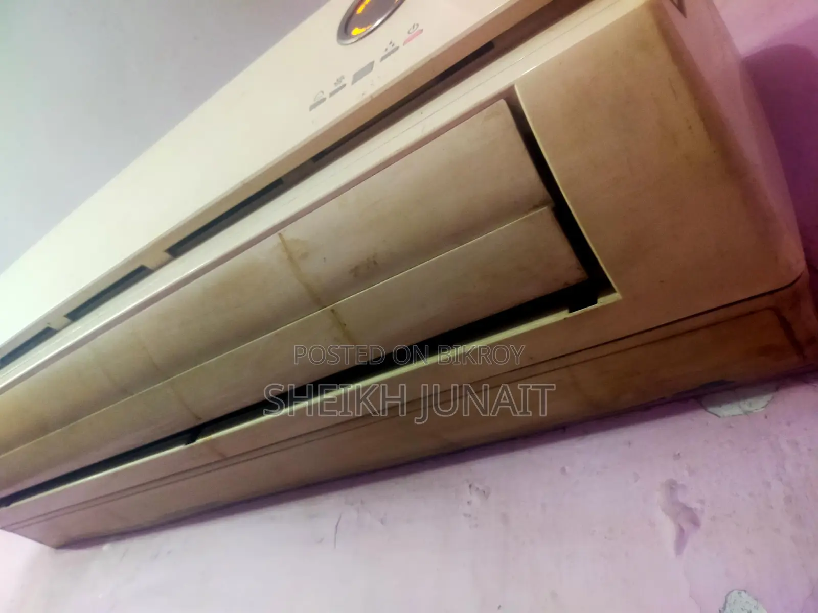 ১ টন গ্রি এসি ফ্রেশ কন্ডিশন