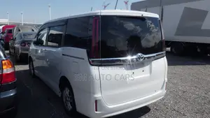 Toyota Noah X Pearl 4 Point 2021