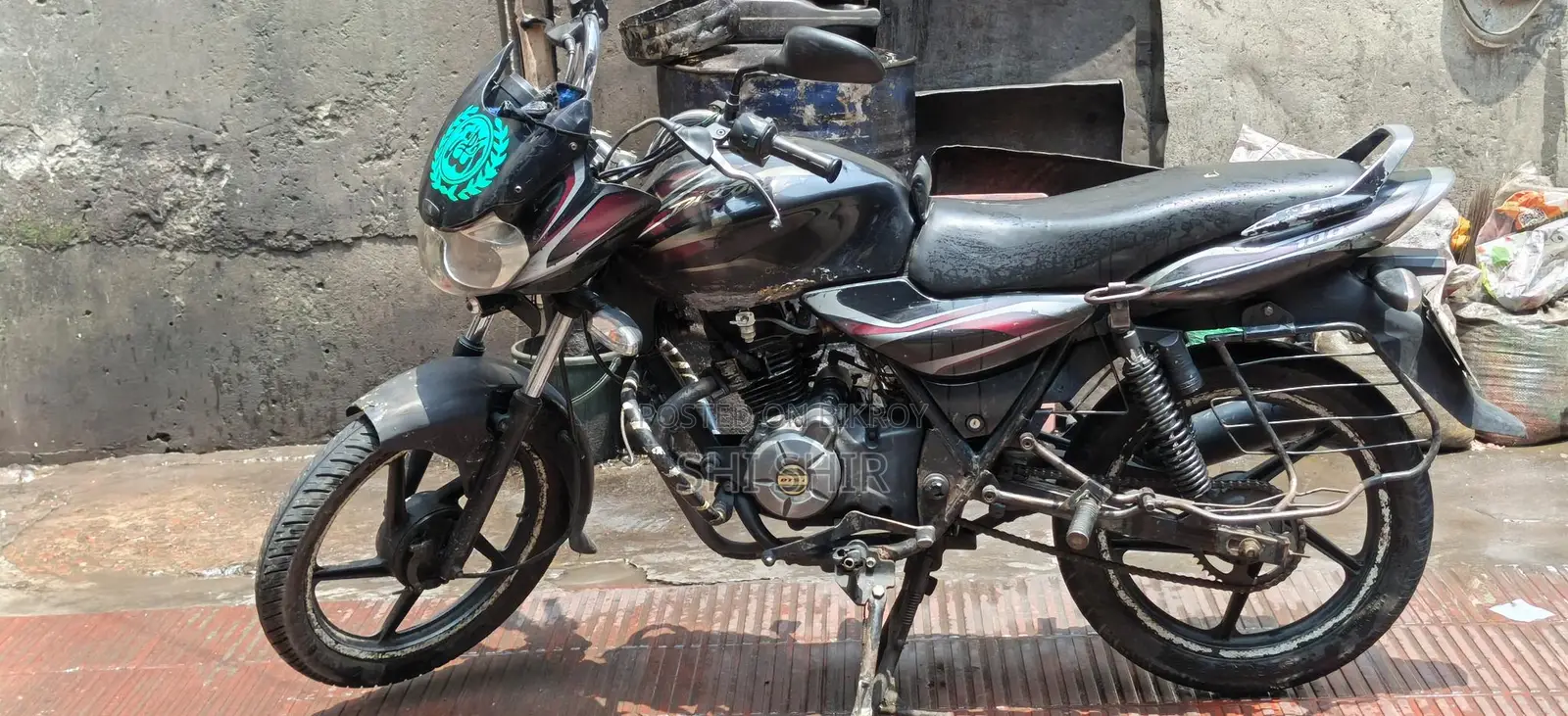 Bajaj Discover 100 . 2014