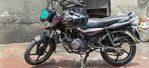 Bajaj Discover 100 . 2014