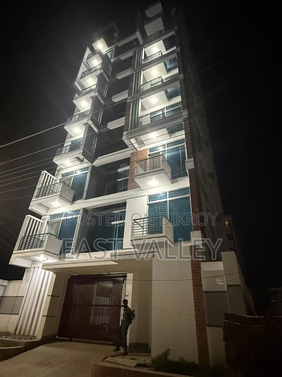 Luxury 1500 SFT Apartment for Sale | Bashundhara R/A, Block L, Baridhara