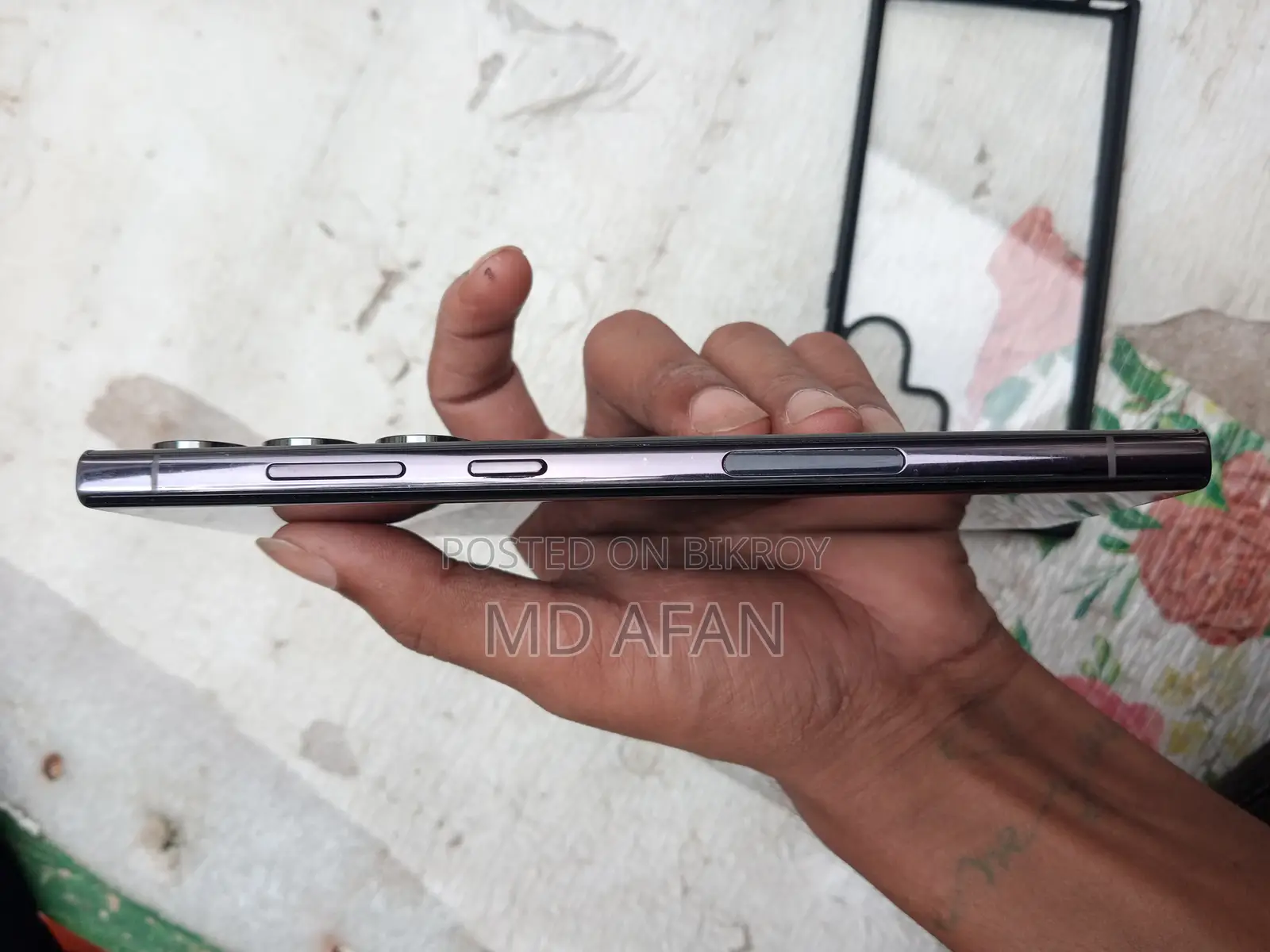 Samsung Galaxy S23 Ultra 12/256 (Used)