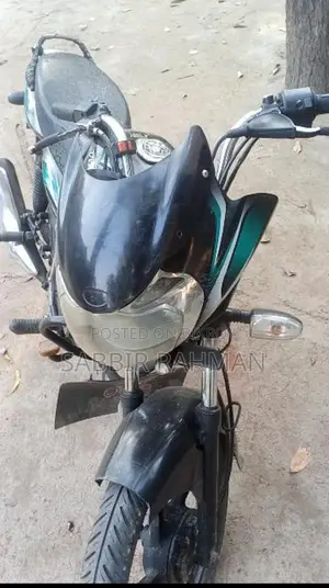 Bajaj Discover 100 . 2011