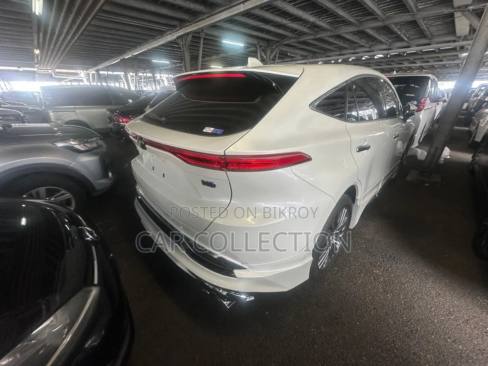 Toyota Harrier Z LEATHER PEARL 2022
