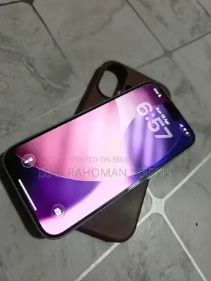 Apple iPhone 16 . (Used)