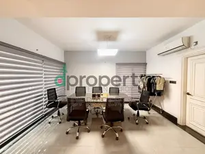 উত্তরা সেক্টর ৩-এ ২৫০০ বর্গফুটের ফুল ফার্নিশড অফিস ভাড়া