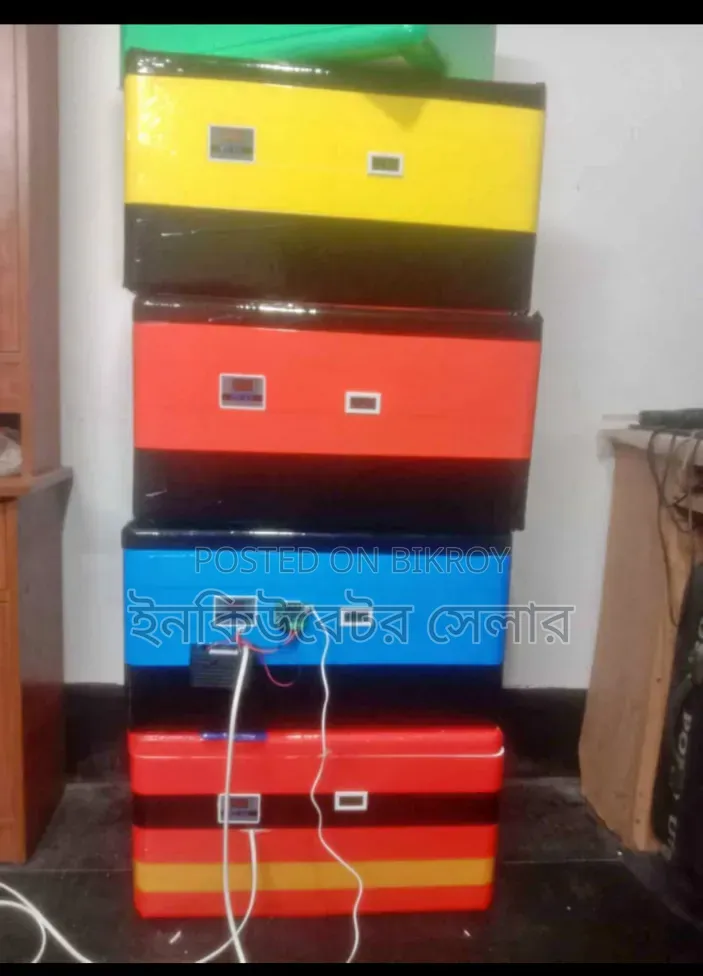 Egg Incubator Machine