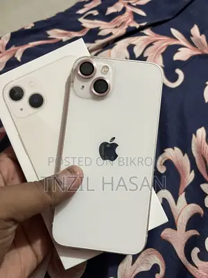 Apple iPhone 13 (Used)