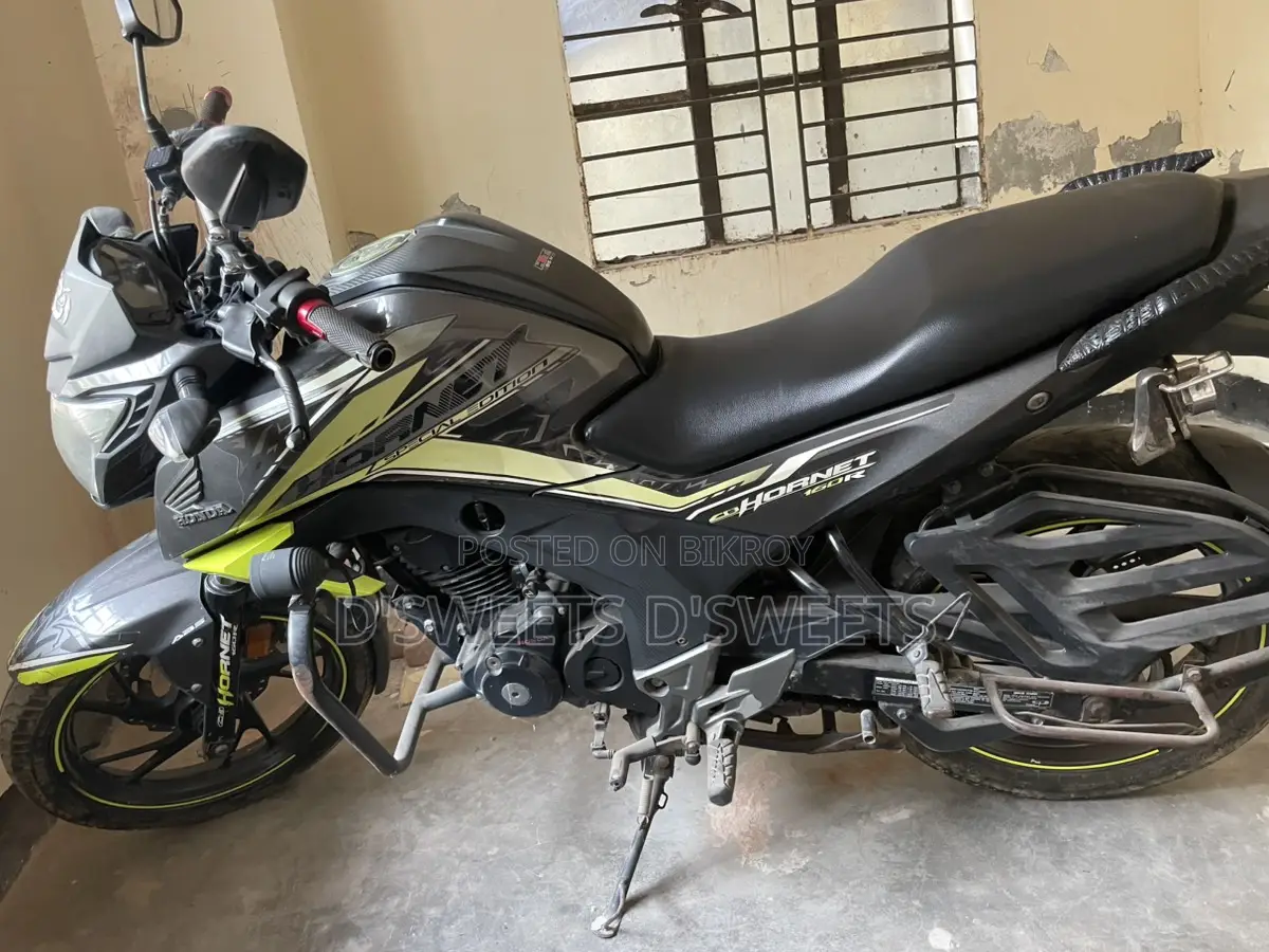 Honda Hornet . 2018