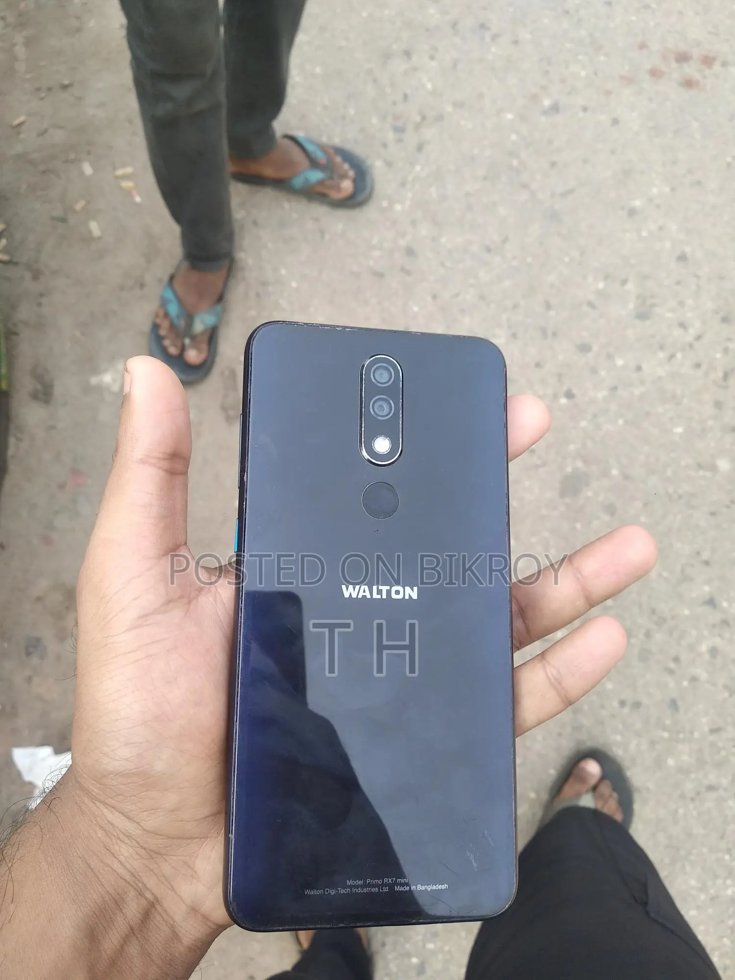 Walton RX7 Mini 3/32 gaming phone (Used)