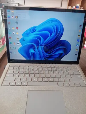 Microsoft Surface Laptop 1st