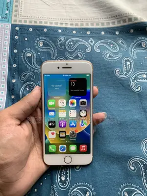Apple iPhone 8 (Used)