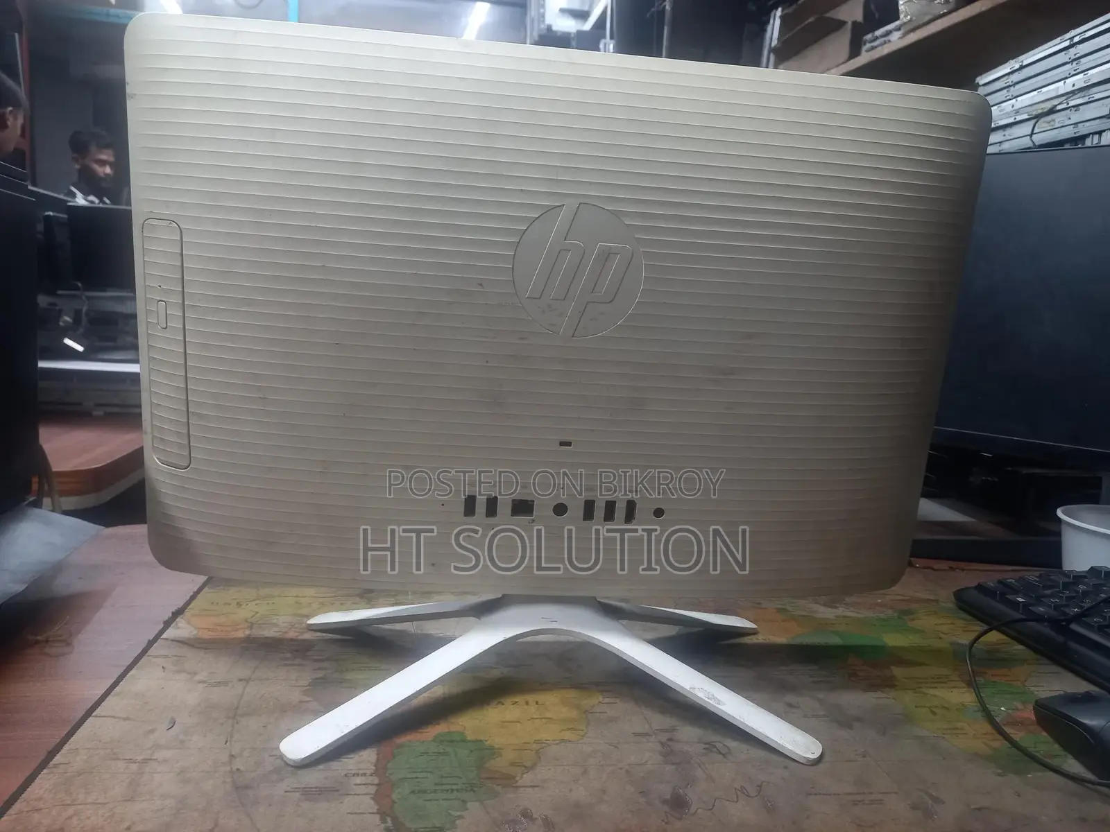HP 20-c011i All-in-one Desktop (20") – Compact & Stylish!