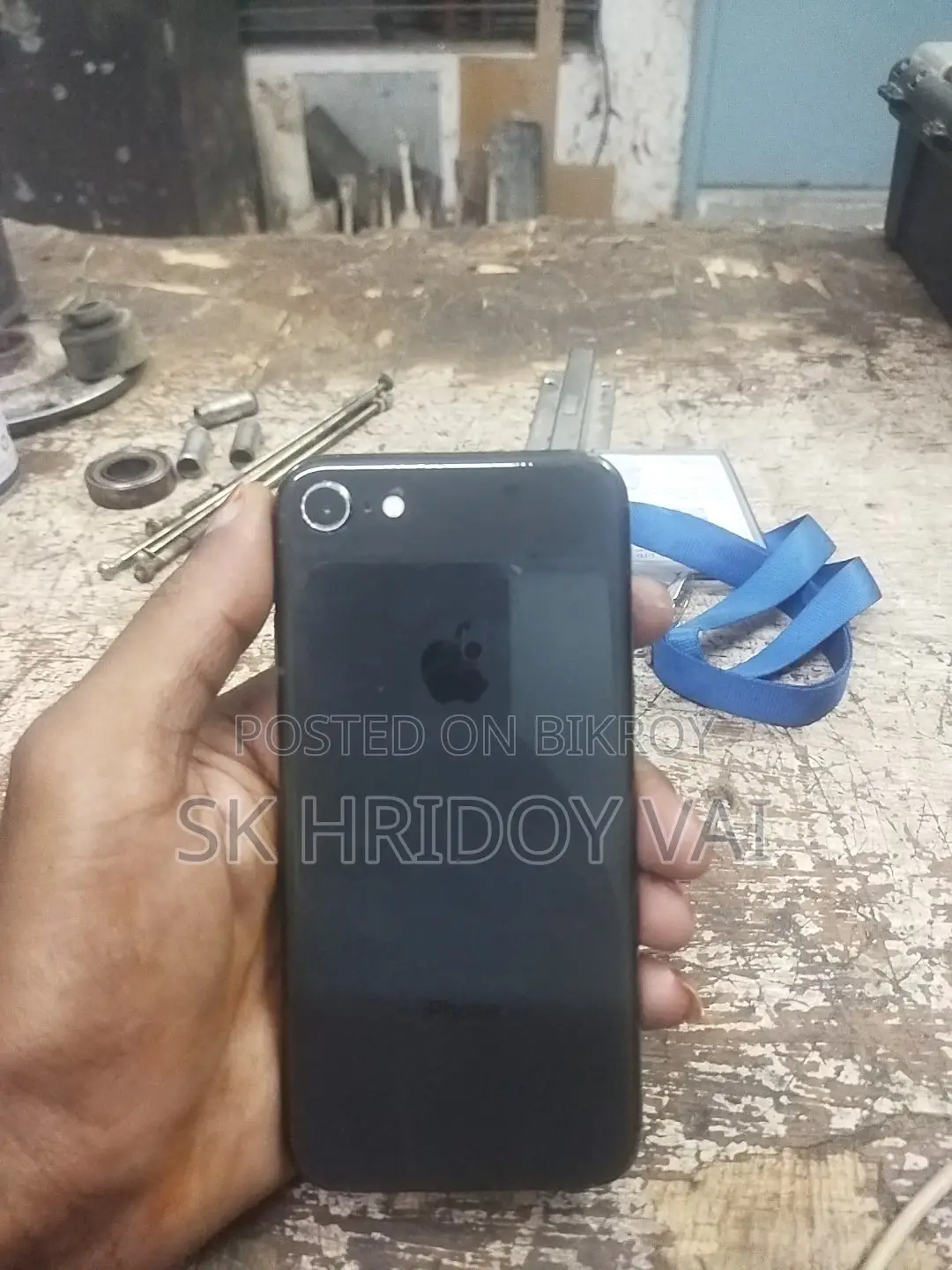 Apple iPhone 8 (Used)