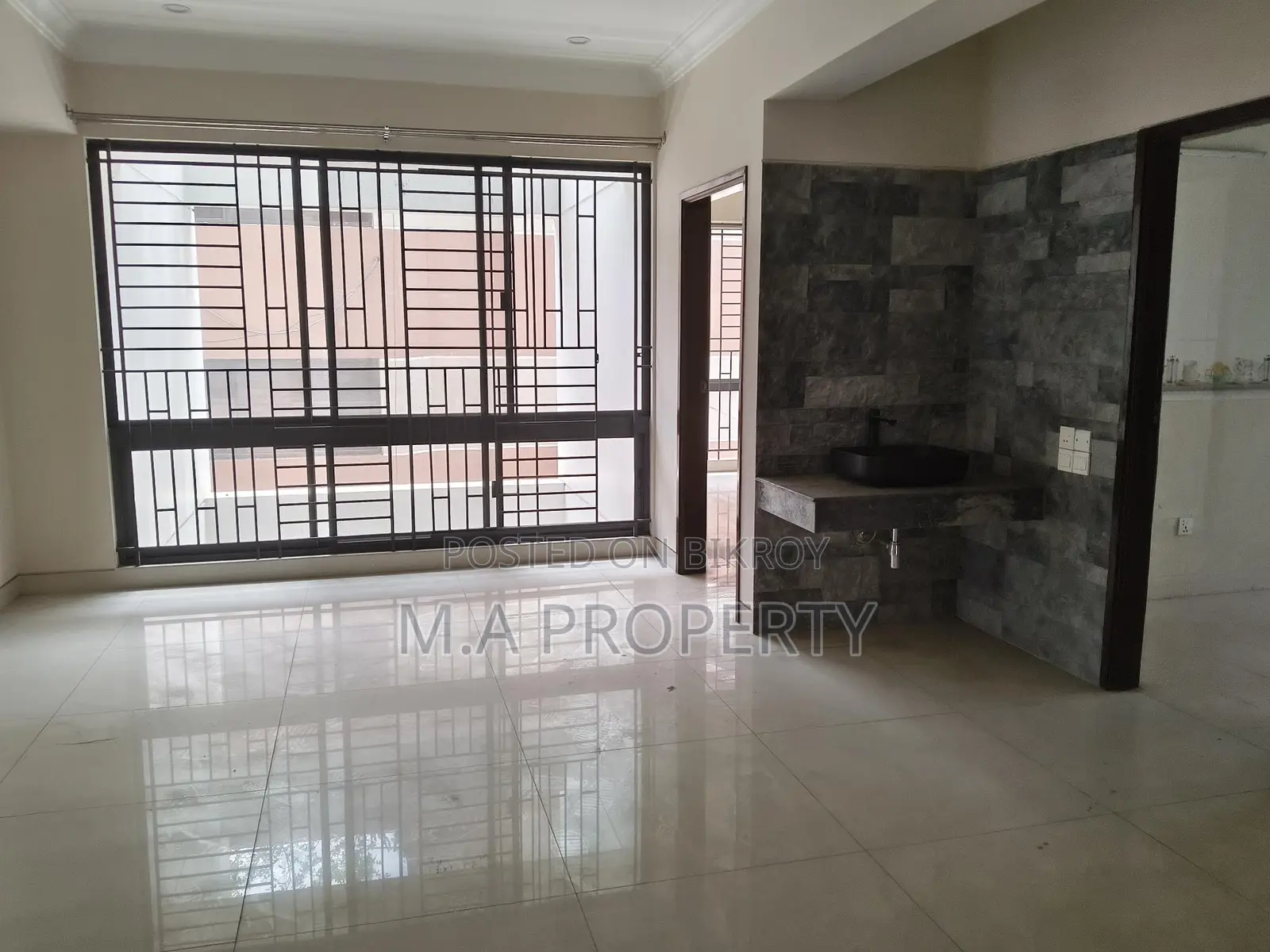 Baridhara 5200sqft 4-Bed Apartment Rent