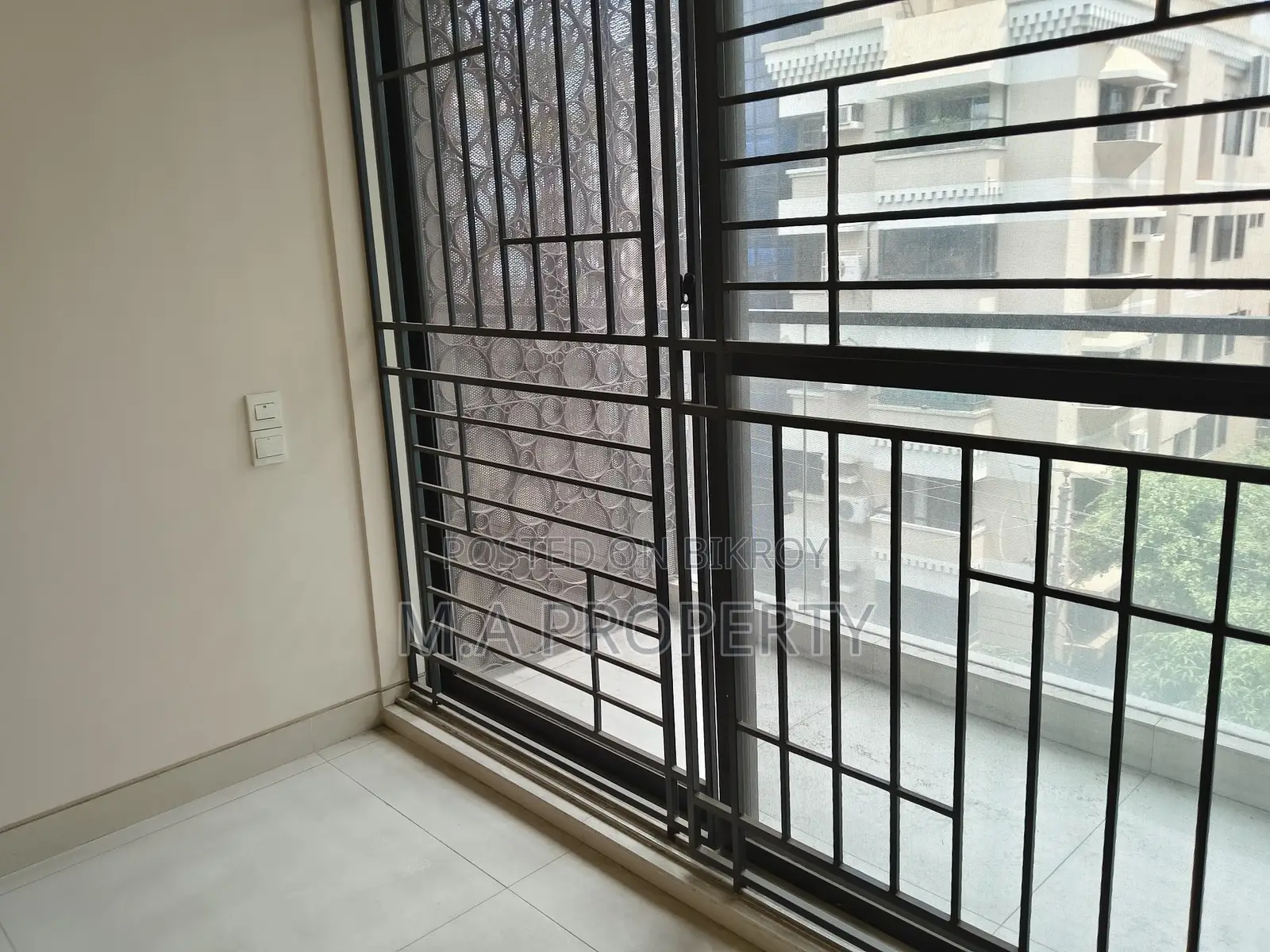 Baridhara 5200sqft 4-Bed Apartment Rent