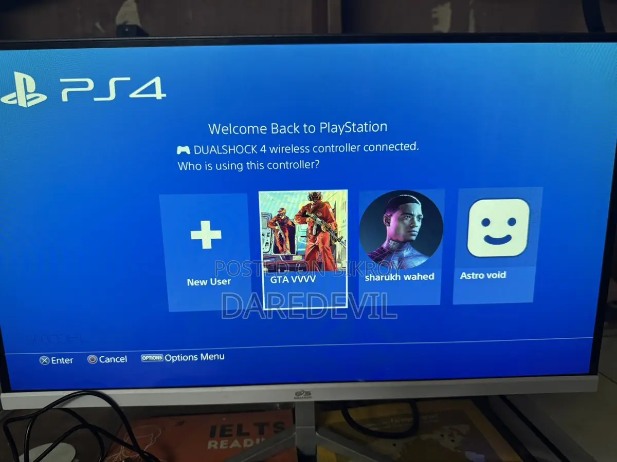 PS4 Fat 500 GB with 21.5-inch LED Monitor