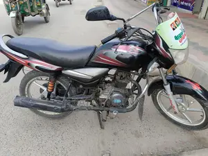 Bajaj Platina 100 . 2009